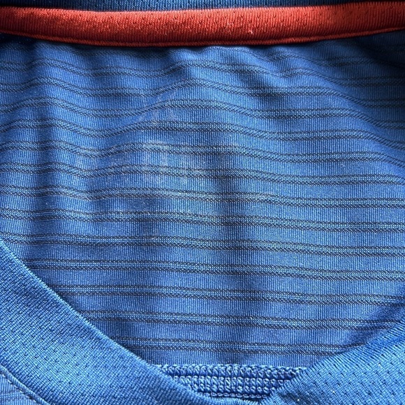 RHONE Mens Sentry Blue Vneck Tshirt Stripe Stretch Short Sleeve Sz M - Picture 7 of 11